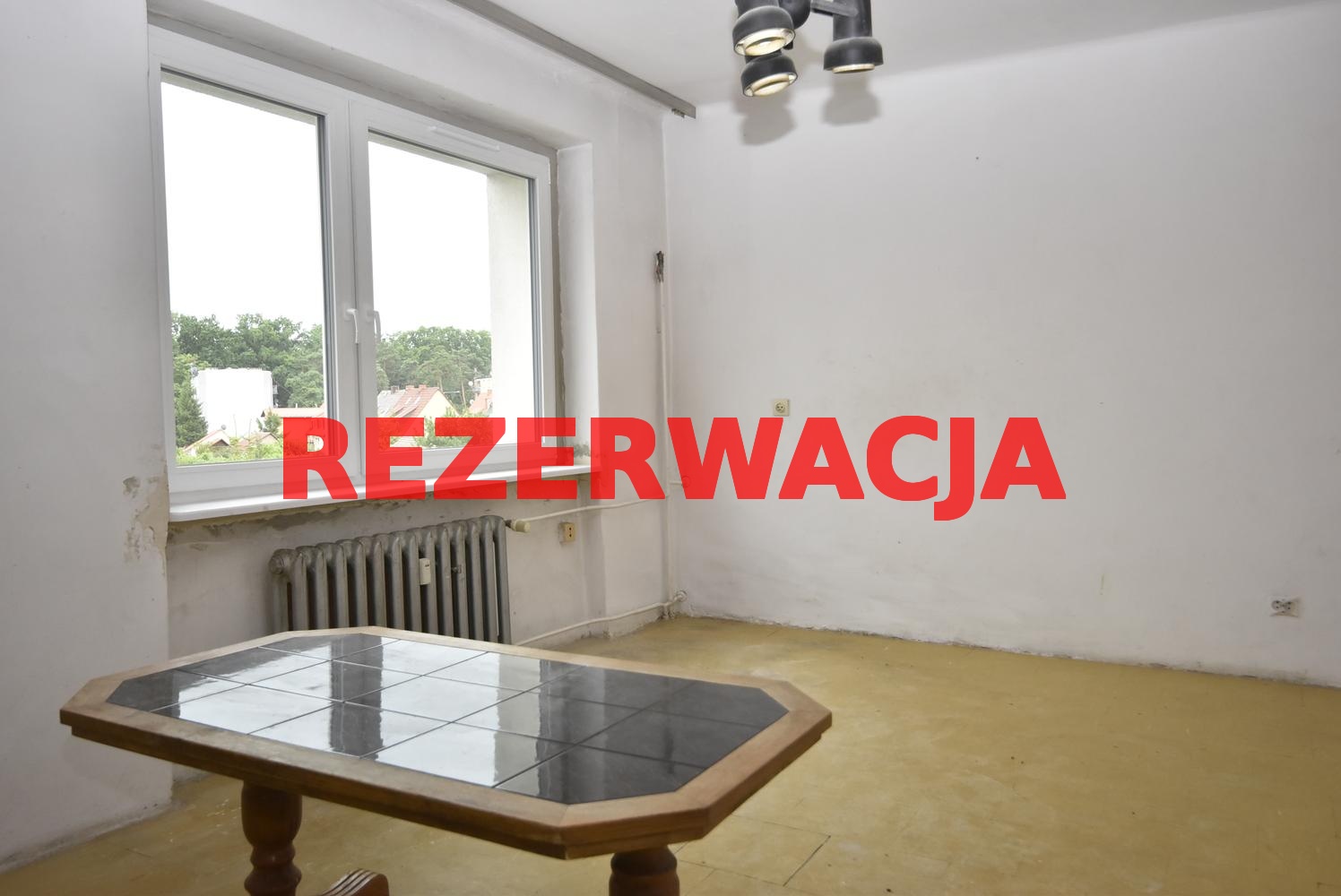 Mieszkanie Na sprzedaż kawalerka - nowe okna i drzwi wejściowe
