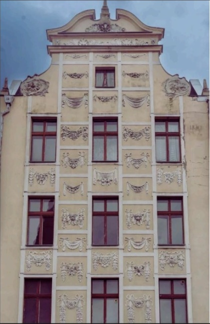 Mieszkanie Na sprzedaż mieszkanie w kamienicy w Toruniu